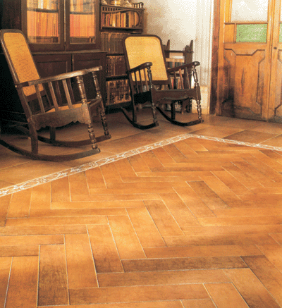 ������������ ������� LEA ��������� Essenze